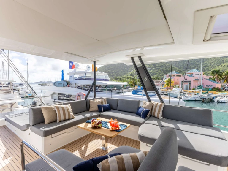 Luxury Yacht hire in British Virgin Islands (BVI) - Fountaine Pajot PERFECT LANDING 