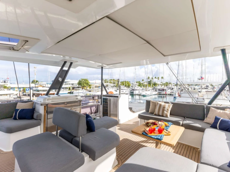 Charter a Fountaine Pajot PERFECT LANDING  in British Virgin Islands (BVI) on Samboat