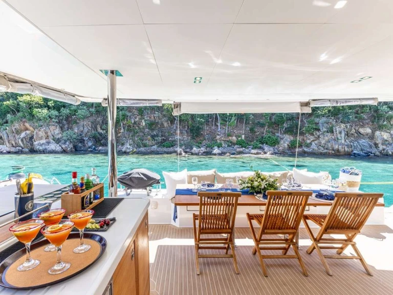 Charter a Fountaine Pajot Olivia Charles in British Virgin Islands (BVI) on Samboat