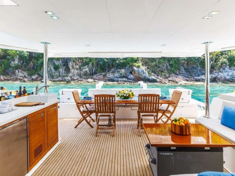 Hire a Fountaine Pajot SANDY CINCO British Virgin Islands (BVI)