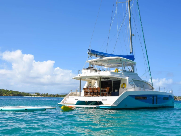 Luxury Yacht to hire British Virgin Islands (BVI) at the best price