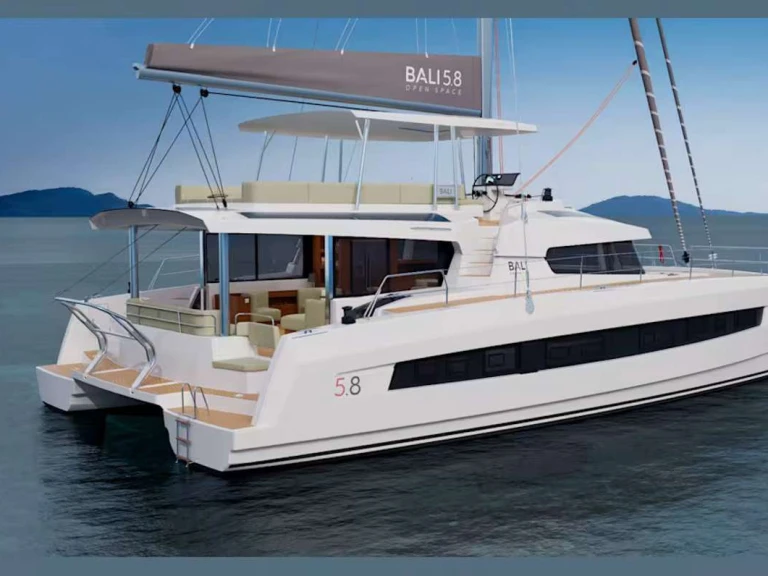 Luxury Yacht to hire Red Hook at the best price
