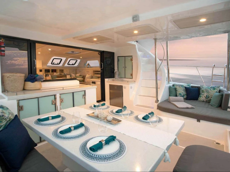 Royal Cape BAREFEET RETREAT  charter bareboat or skippered in  British Virgin Islands (BVI)