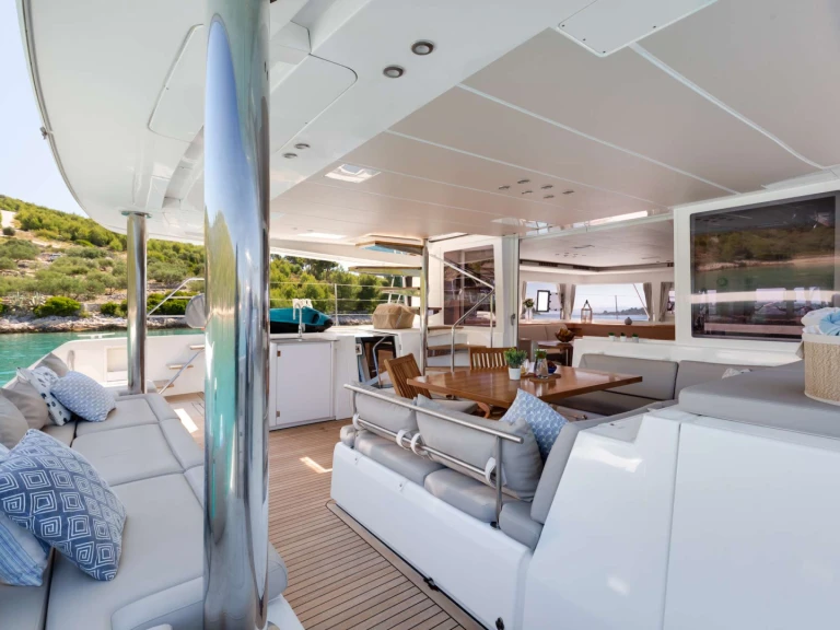 Charter a Lagoon Cool Change  in Croatia on Samboat