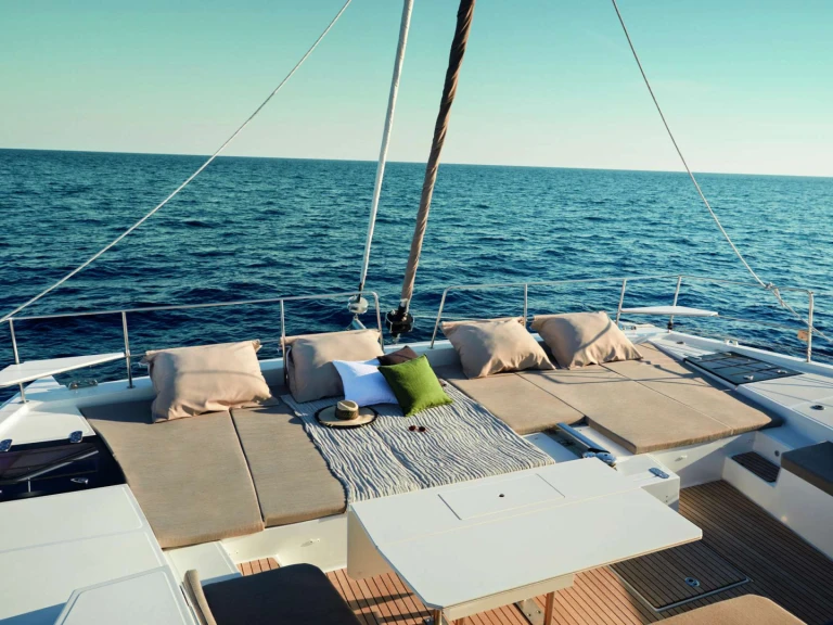 Yacht hire Exuma District cheap Motek