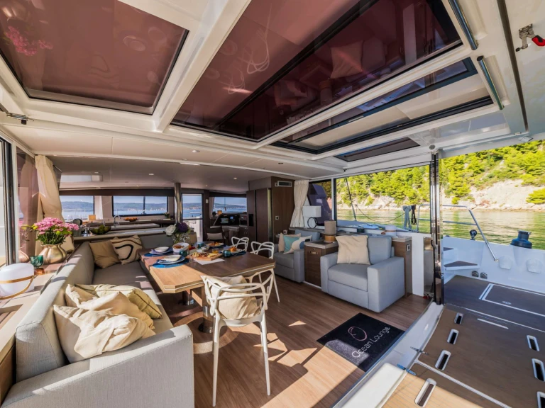 Yacht charter Piraeus - Bali OCEAN LOUNGE on SamBoat