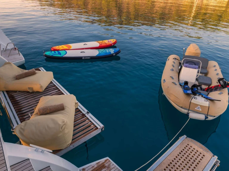 Yacht hire Mykonos (Island) cheap FLO