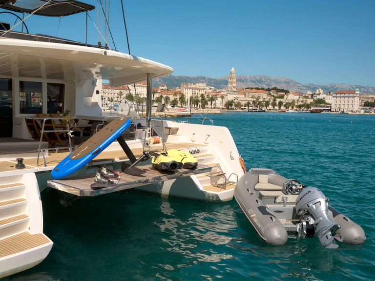 Charter a Lagoon AKANA in Kaštel Stari on Samboat