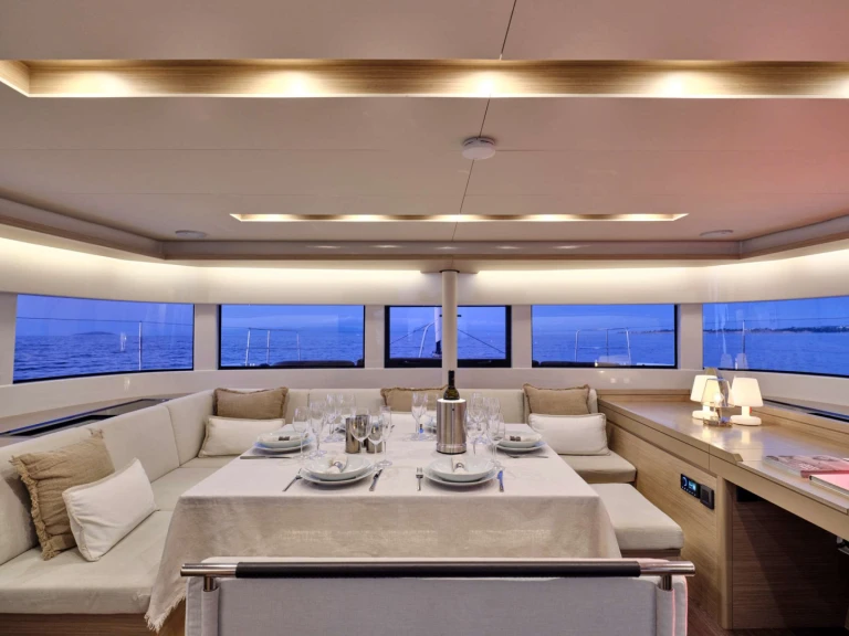 Hire Luxury Yacht with or without skipper Lagoon Athens