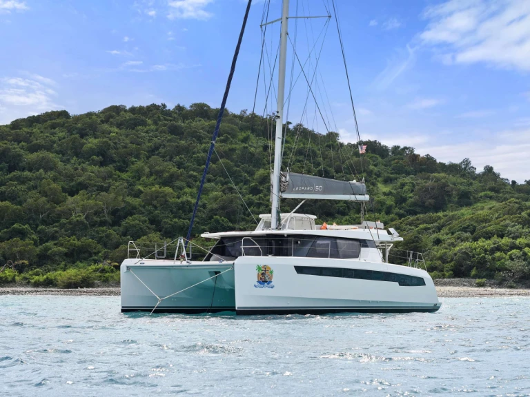 Luxury Yacht hire in Saint Thomas Island - Leopard SOGGY DOGGY