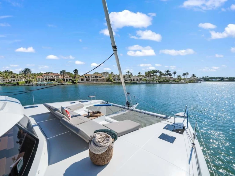Yacht hire British Virgin Islands (BVI) cheap HALCYON