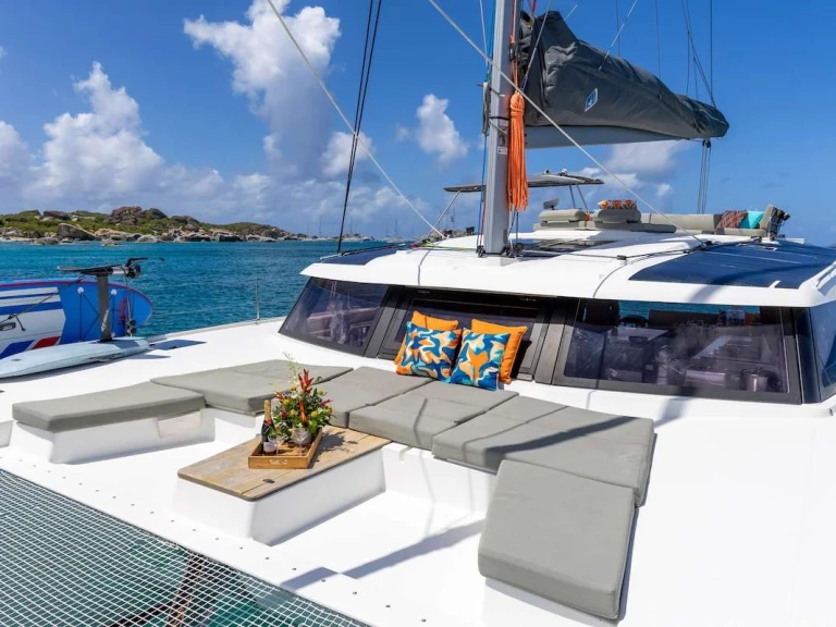 Luxury Yacht to hire British Virgin Islands (BVI) at the best price