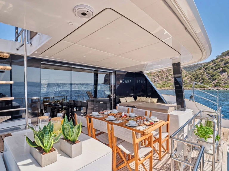 Charter a Sunreef ADARA in Athens on Samboat