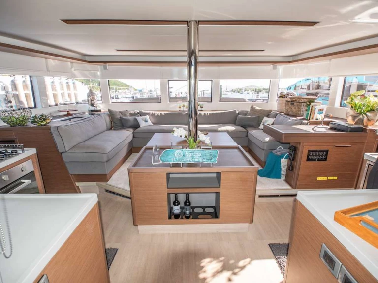 Luxury Yacht hire in Tortola - Lagoon KARMA