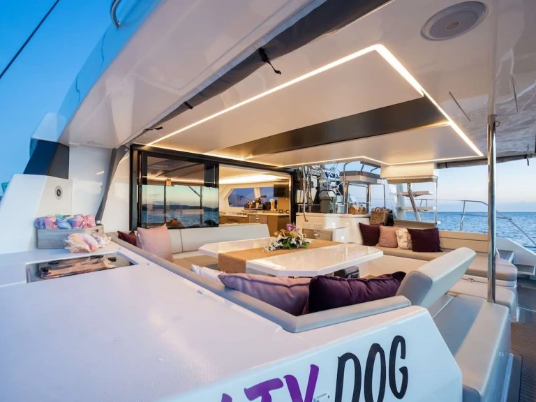 Hire Luxury Yacht with or without skipper Leopard British Virgin Islands (BVI)