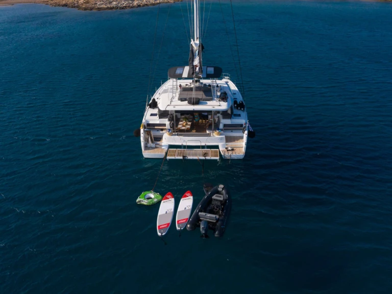 Charter a Lagoon NOMAD II in Lefkada (Island) on Samboat
