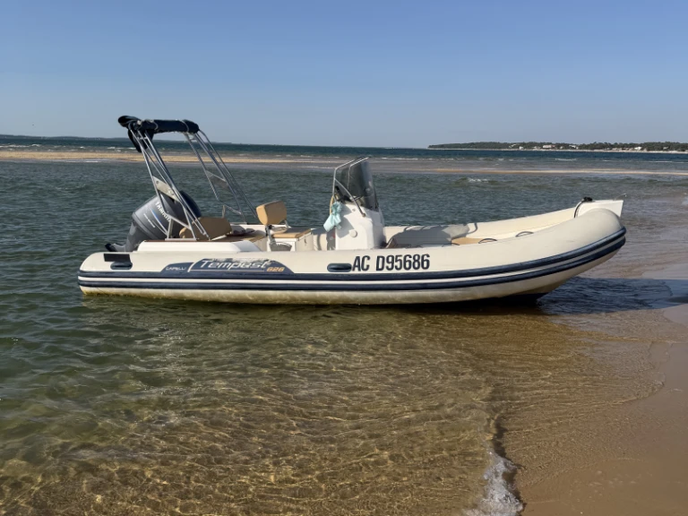 Hire a Capelli Tempest 626 Lège-Cap-Ferret