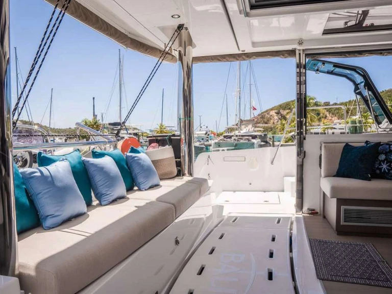 Hire Luxury Yacht with or without skipper Bali British Virgin Islands (BVI)