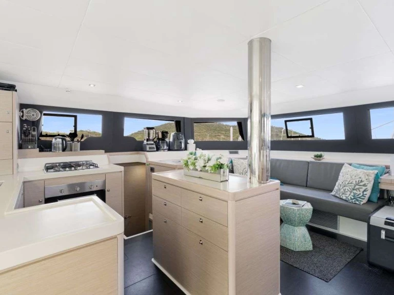 Hire Luxury Yacht with or without skipper Dufour British Virgin Islands (BVI)
