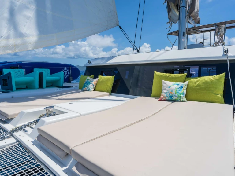 Yacht hire British Virgin Islands (BVI) cheap PURA VIDA