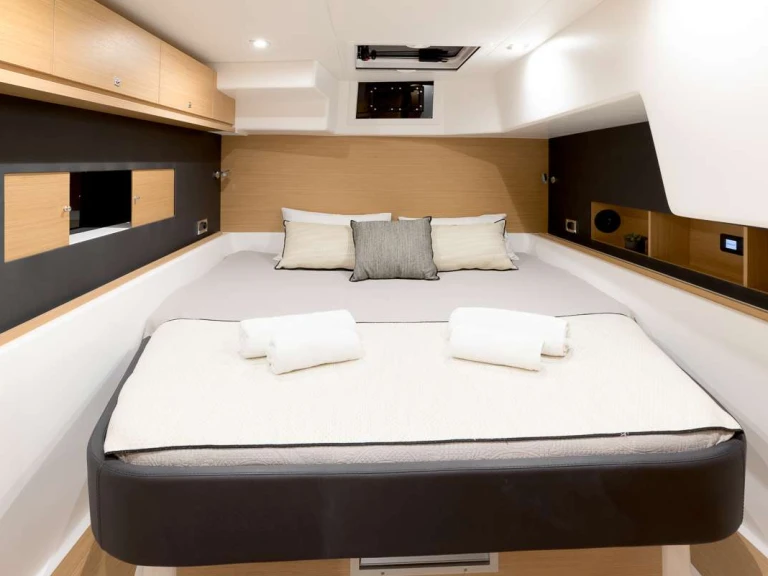 Hire a Dufour Blue Horizon Préveza