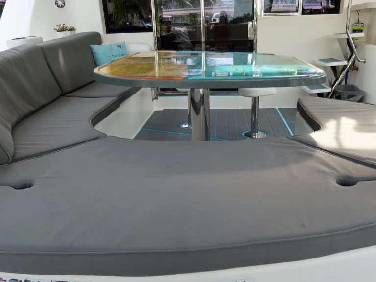 Luxury Yacht hire in Fort Lauderdale - Leopard THE SPACE BETWEEN