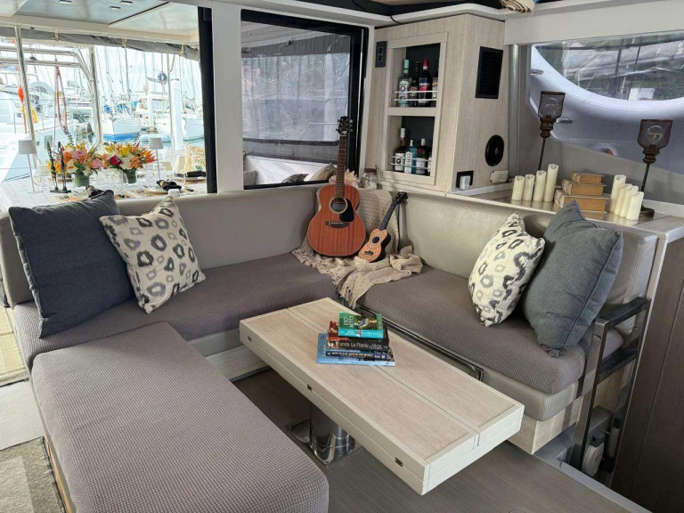 Yacht hire British Virgin Islands (BVI) cheap SISU