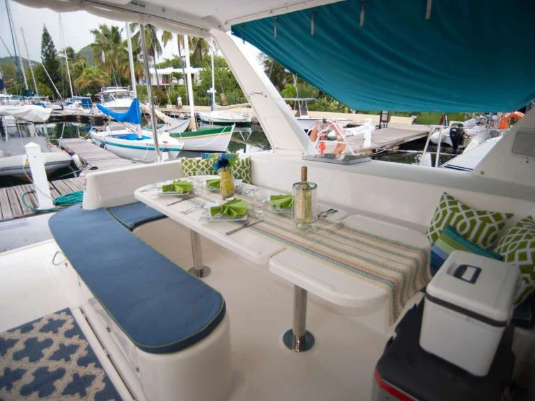 Charter a Robertson and Caine FREE INGWE in British Virgin Islands (BVI) on Samboat