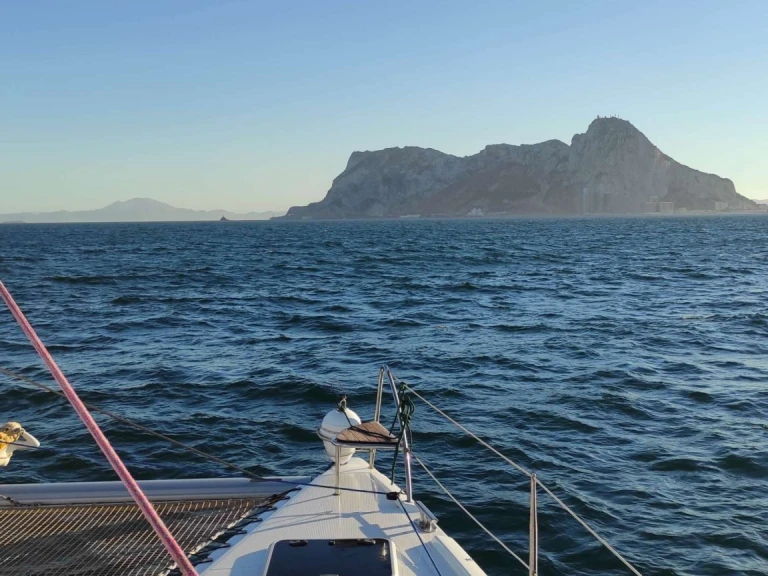 Luxury Yacht to hire French Polynesia at the best price