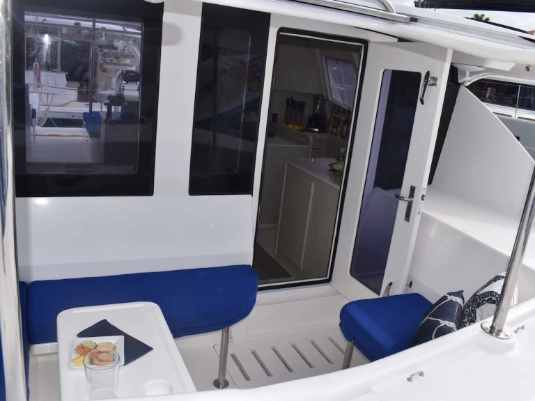Yacht hire Virgin Gorda Island cheap SOL SEEKER