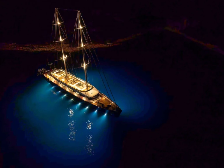 Luxury Yacht hire in Croatia - Rayburn Custom Yachts Nocturno