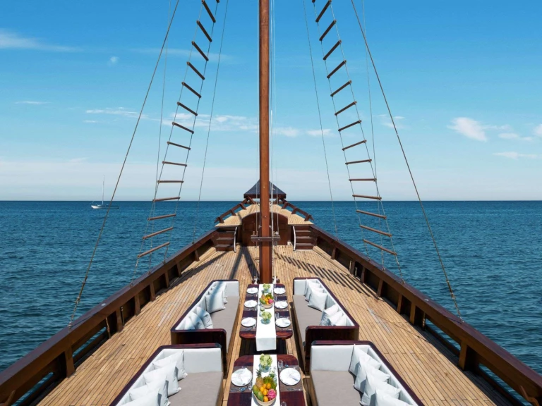 Hire Luxury Yacht with or without skipper  Labuan Bajo