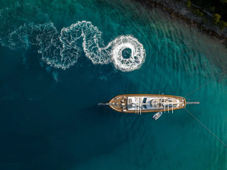Luxury Yacht to hire Šibenik at the best price