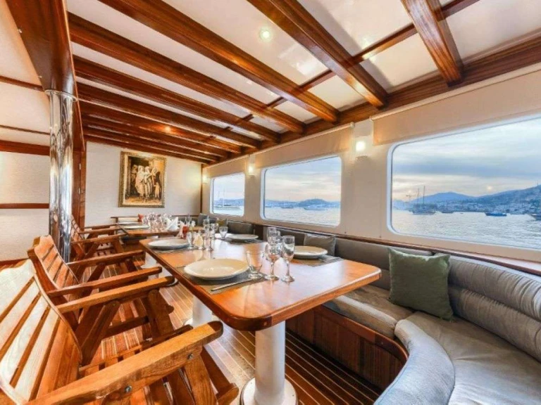 Hire Luxury Yacht Custom built - Bodrum with a boat licence