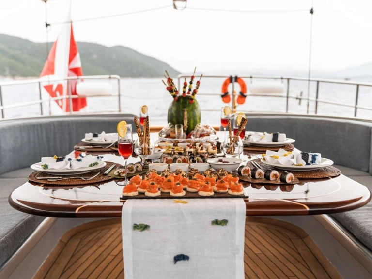 Luxury Yacht to hire Kos at the best price