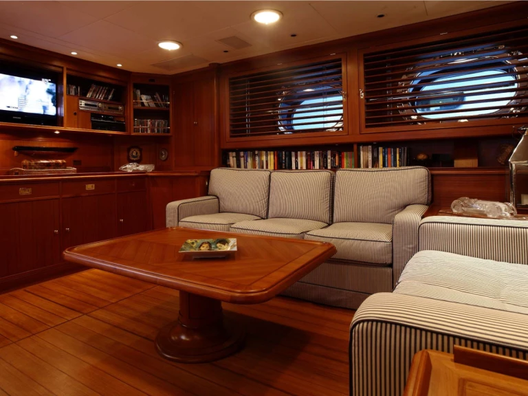 Charter a Perini Navi HERITAGE M in Naples on Samboat