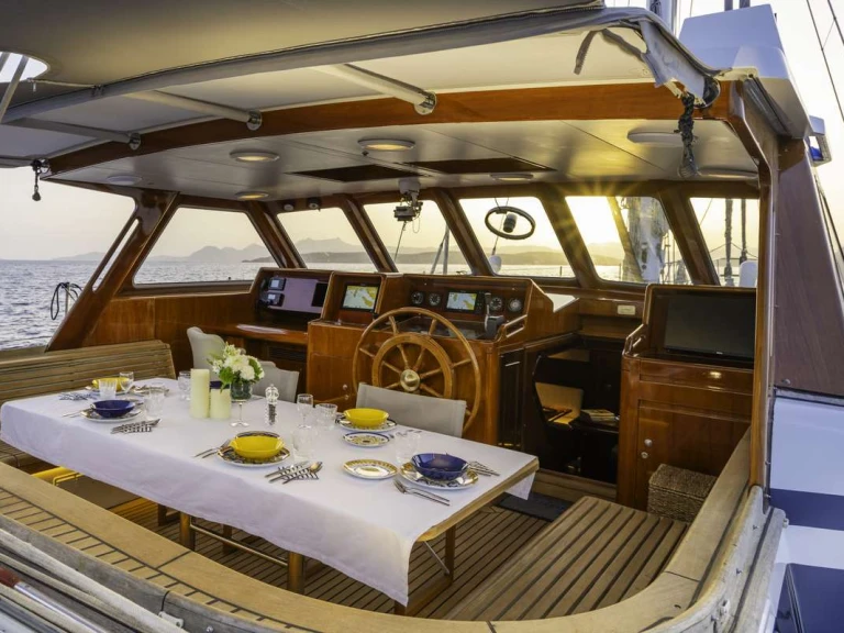 Charter a Jongert Colombaio in Bodrum on Samboat