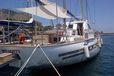 Benetti MY LOTTY charter bareboat or skippered in  Palermo