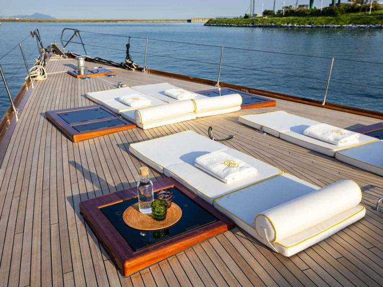 Yacht charter Naples - Sangermani QUARTA SANTA MARIA on SamBoat