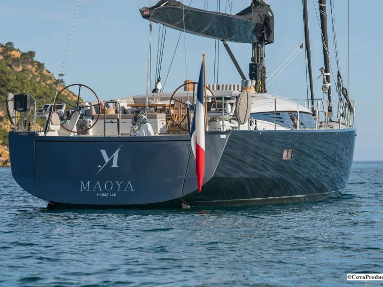 Hire Sailboat Cnb-Bordeaux with a boat licence