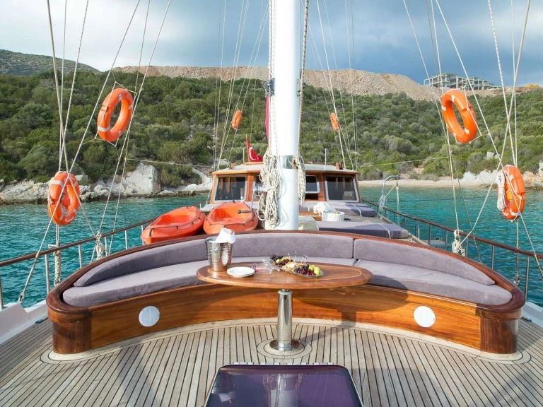 Luxury Yacht to hire Bodrum at the best price