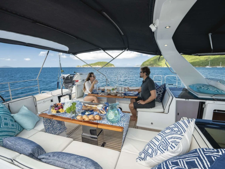 Yacht charter Red Hook - Bénéteau SERENA on SamBoat