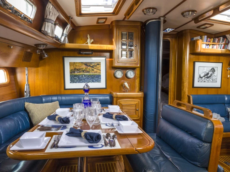 Yacht hire Boston cheap Tyche