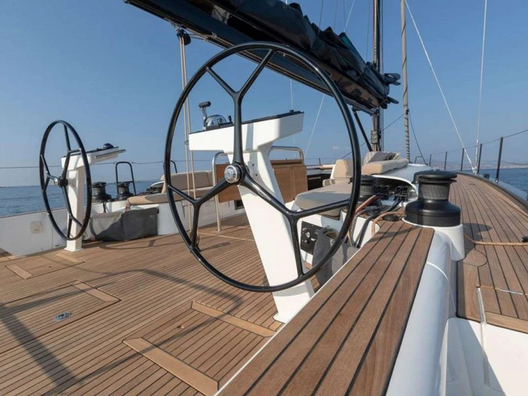 Charter a Bénéteau Sea Dreamers in Olbia on Samboat