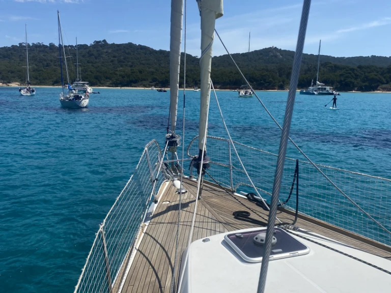 Hire Sailboat Bénéteau with a boat licence