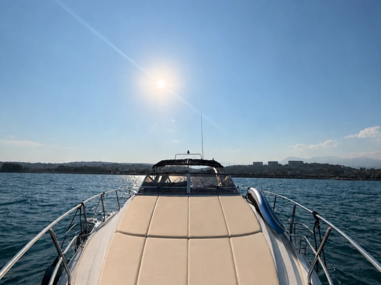 Luxury Yacht hire in Antibes - Princess 46