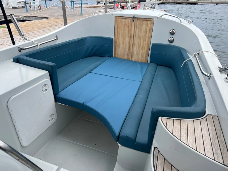 Mareti 730 classic  charter bareboat or skippered in  Santiago de la Ribera