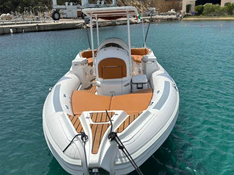 Hire RIB with or without skipper Abate Palau