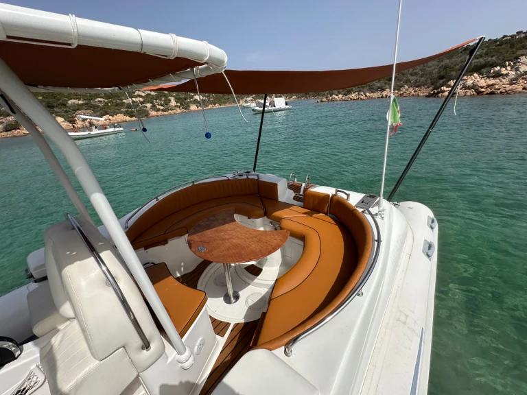 Yacht charter Palau - Abate GB820efb on SamBoat
