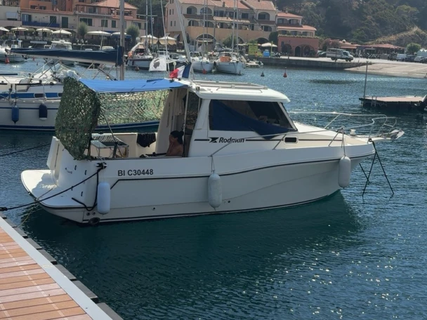 Yacht hire Bastia Ferry Port cheap Rodman 747 Plus